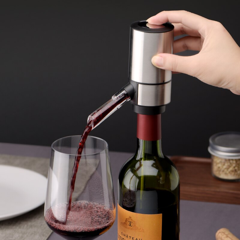 Décanteur Aérateur de vin electrique Verseur rapide intelligent d'aérateur  de vin à un bouton pour les accessoires de cadeaux de vin de festival de  fête de famille de BBQ : : Cuisine
